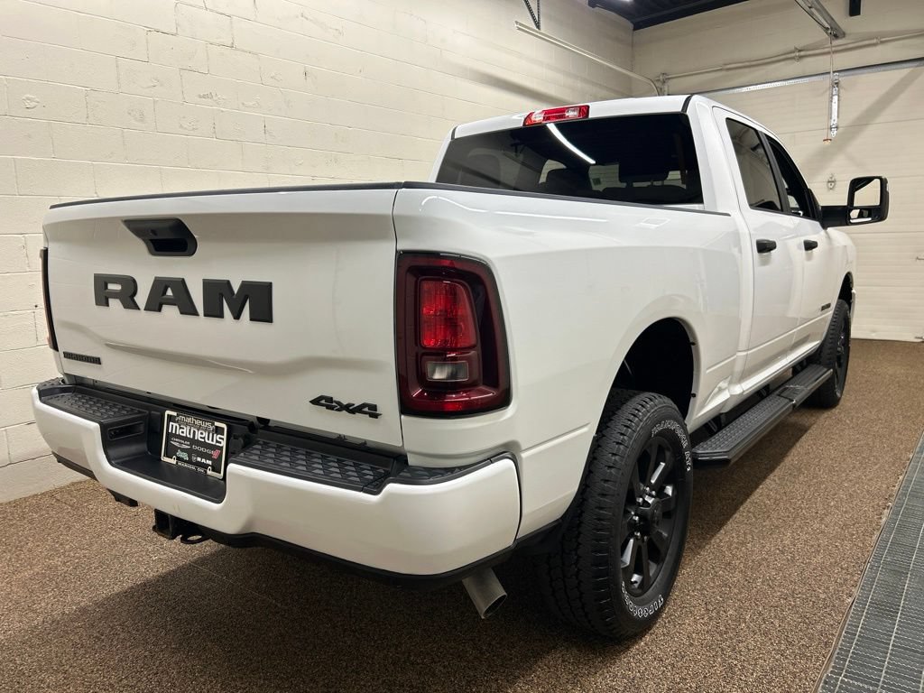 Used 2025 RAM 2500 Big Horn AWD/4WD image 2