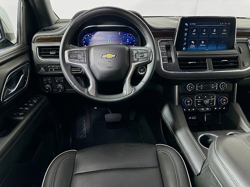 Used 2024 Chevrolet Suburban Premier AWD/4WD image 22