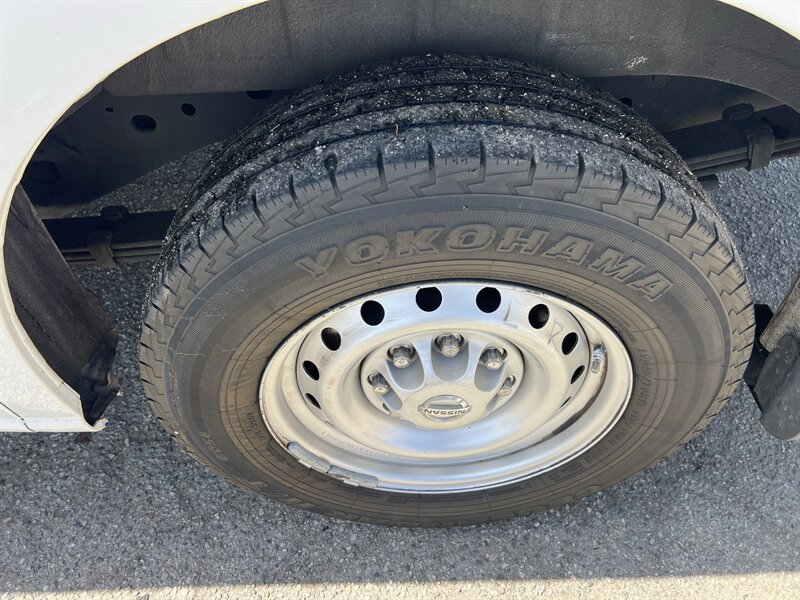 Used 2018 Nissan NV 2500 S RWD image 19