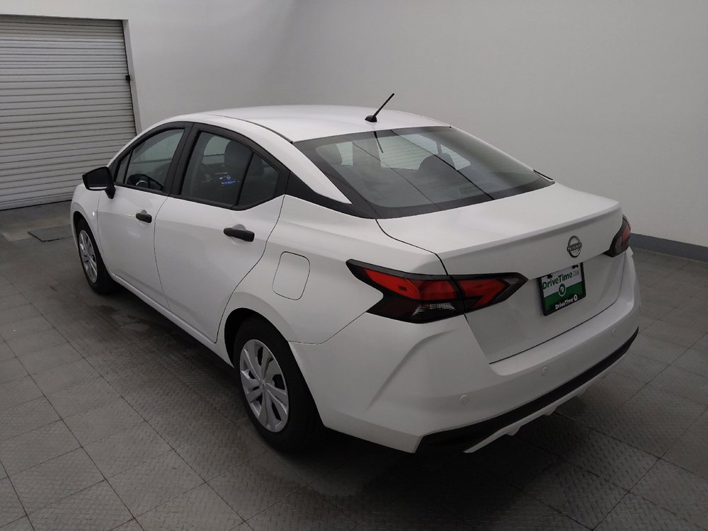 Used 2023 Nissan Versa S FWD image 5