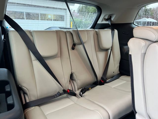 Used 2020 Subaru Ascent Limited w/ Technology Package image 16