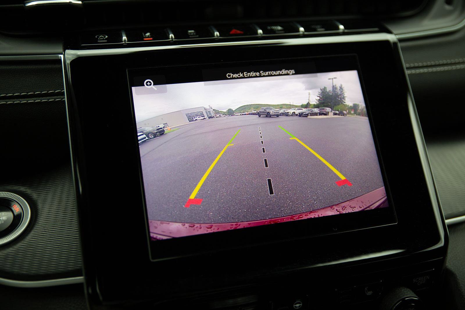 Used 2024 Jeep Grand Cherokee Altitude AWD/4WD image 17