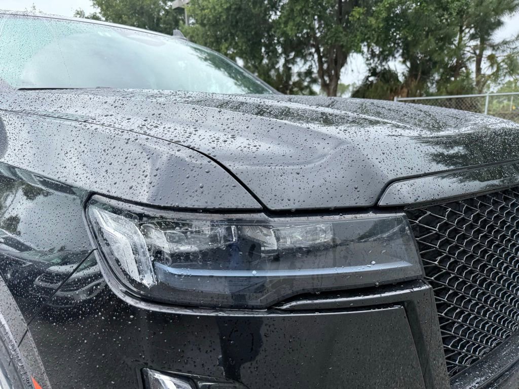 Used 2023 Cadillac Escalade Sport image 4