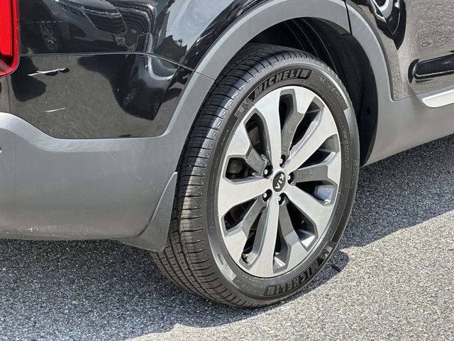 Used 2021 Kia Telluride S FWD image 30
