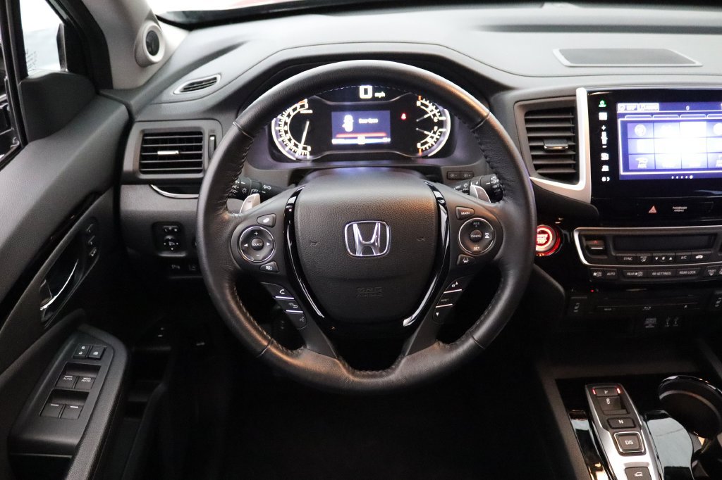 Used 2016 Honda Pilot Touring image 17