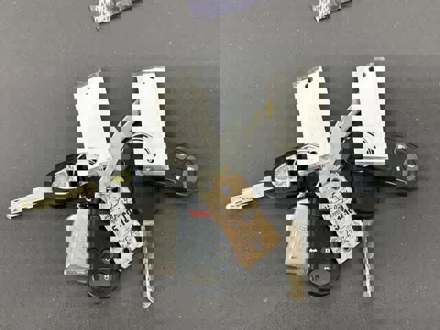 Used 2005 Honda S2000 image 29