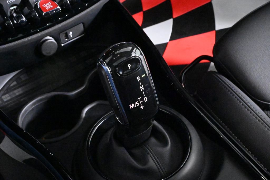 Certified 2022 MINI Cooper Clubman S w/ Driver Assistance Package image 19