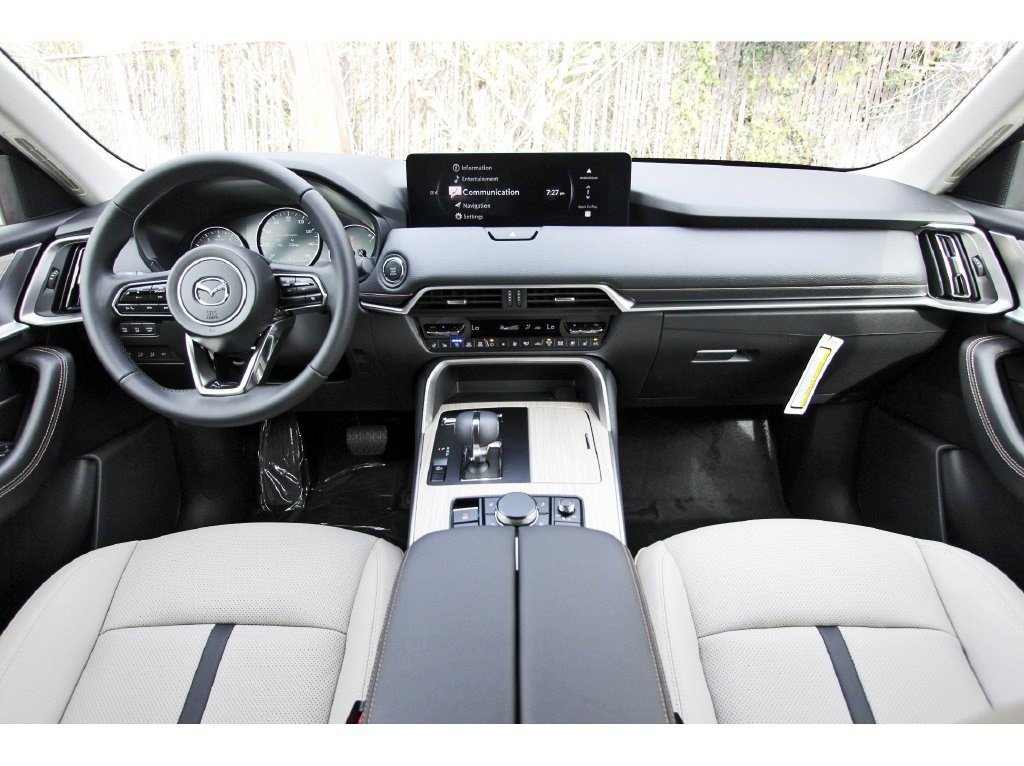 Certified 2026 MAZDA CX-90 3.3 Turbo w/ Preferred Package AWD/4WD image 7