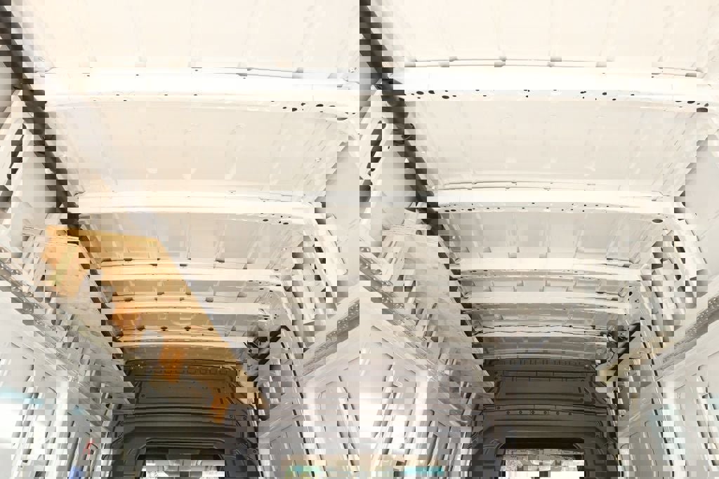 Used 2025 Mercedes-Benz Sprinter 2500 image 23