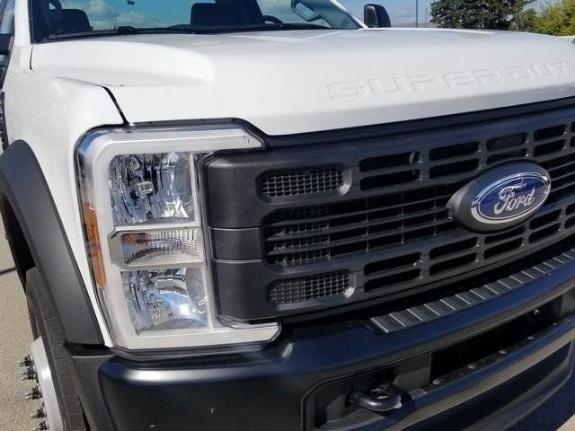 New 2026 Ford F550 2WD Regular Cab Super Duty image 9