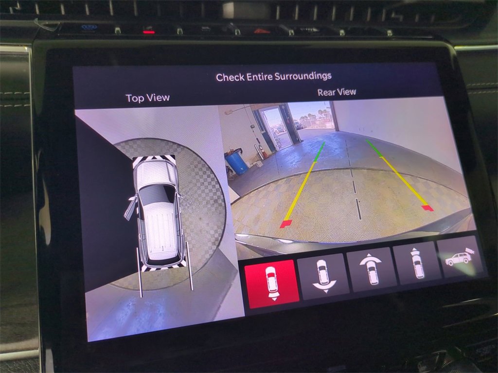 Used 2022 Jeep Grand Cherokee Overland w/ Advanced Protech Group III image 25