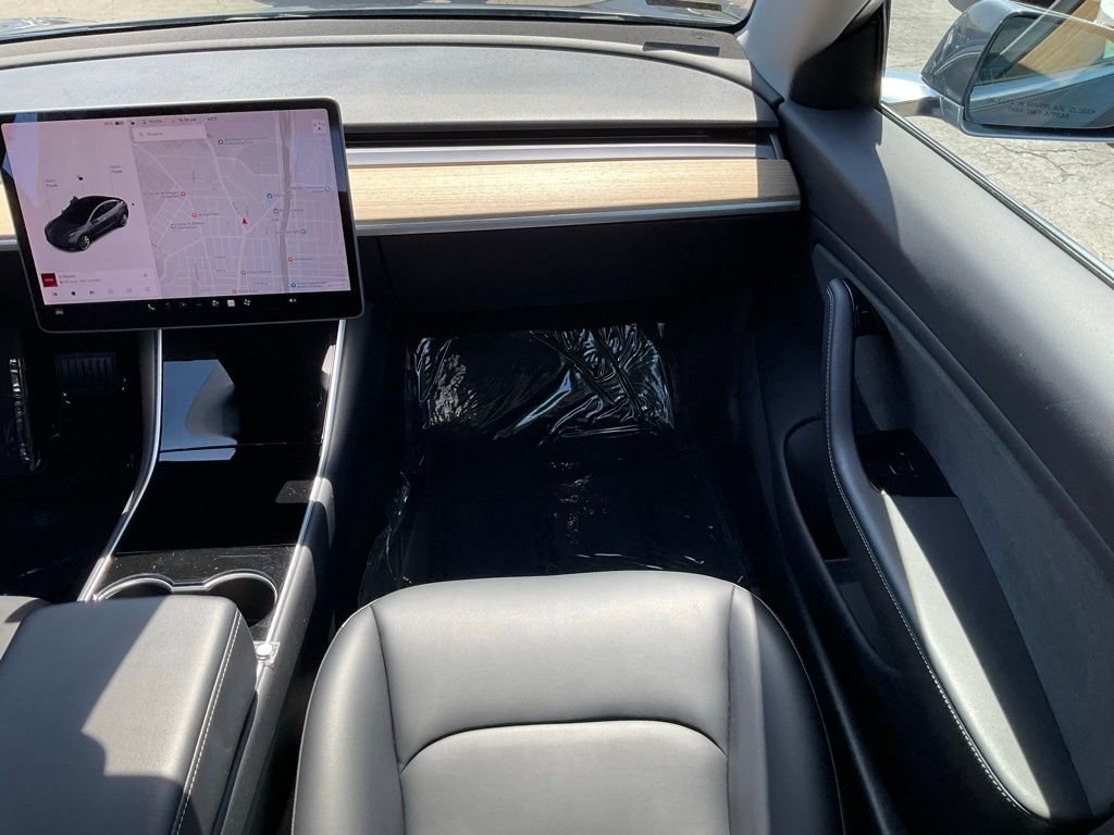Used 2018 Tesla Model 3 Long Range image 61