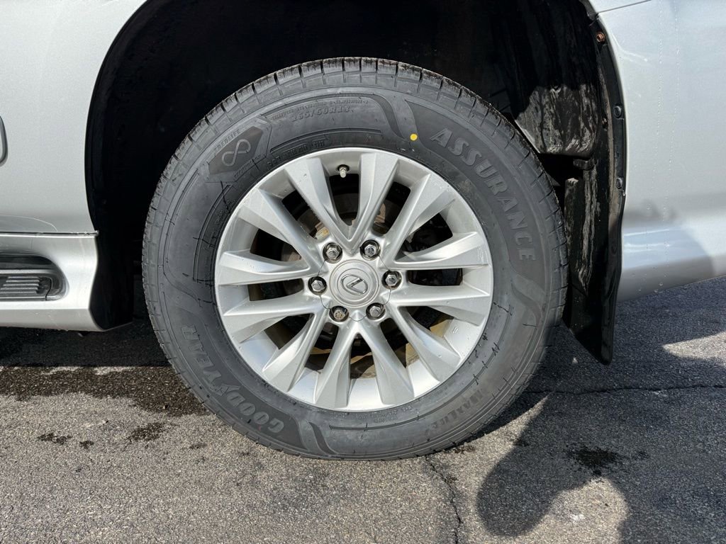 Used 2017 Lexus GX 460 Premium image 27