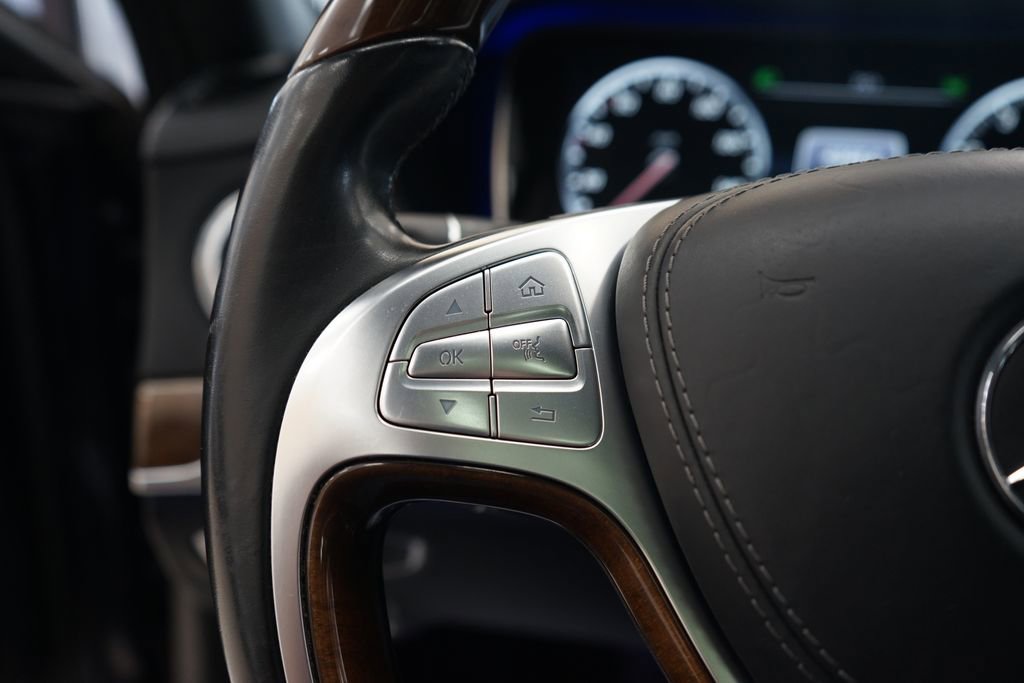 Used 2015 Mercedes-Benz S 550 4MATIC Sedan image 32
