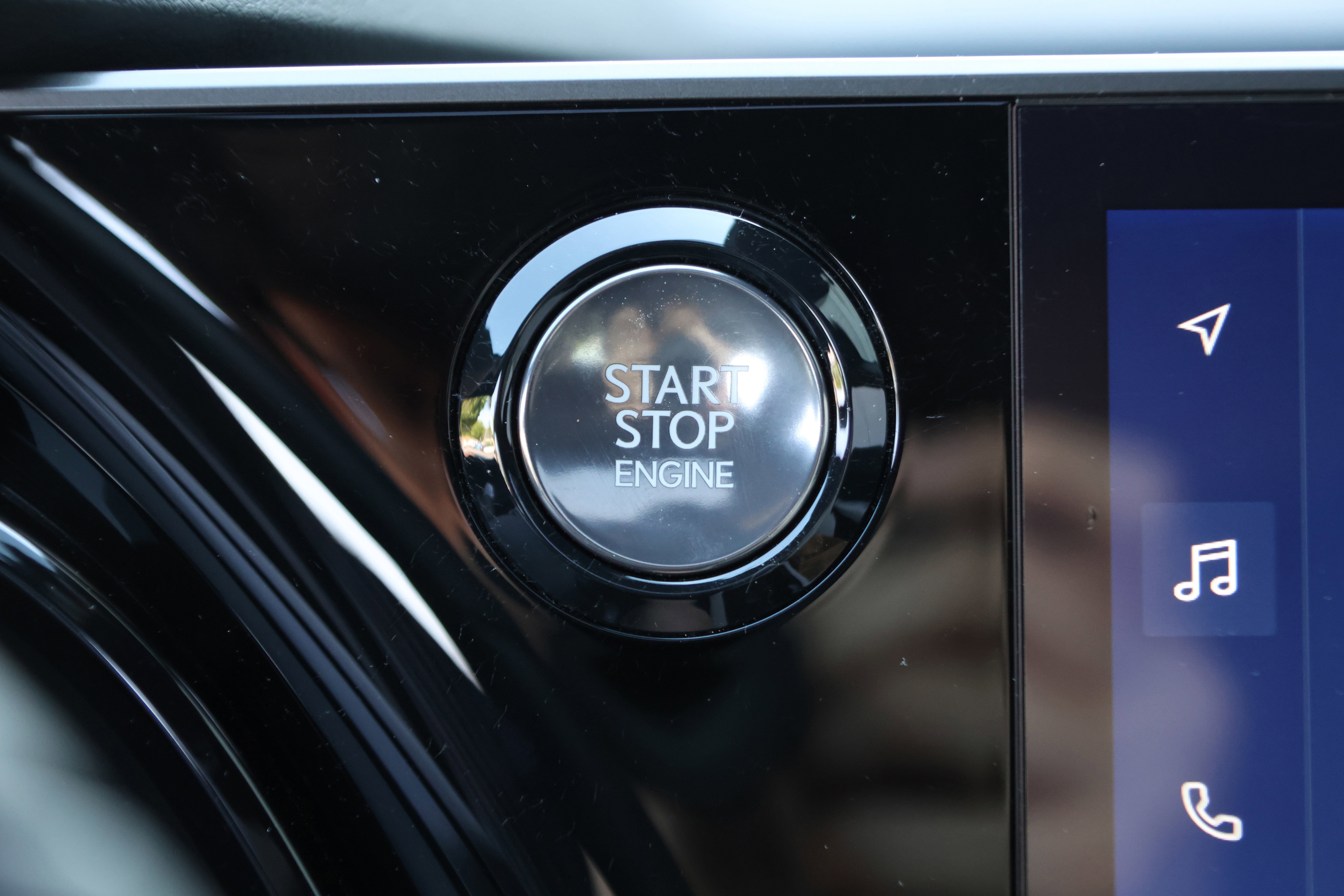 Used 2024 Lexus RX 350 Premium w/ Cold Area Package FWD image 22