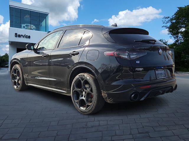 New 2026 Alfa Romeo Stelvio Sprint image 4