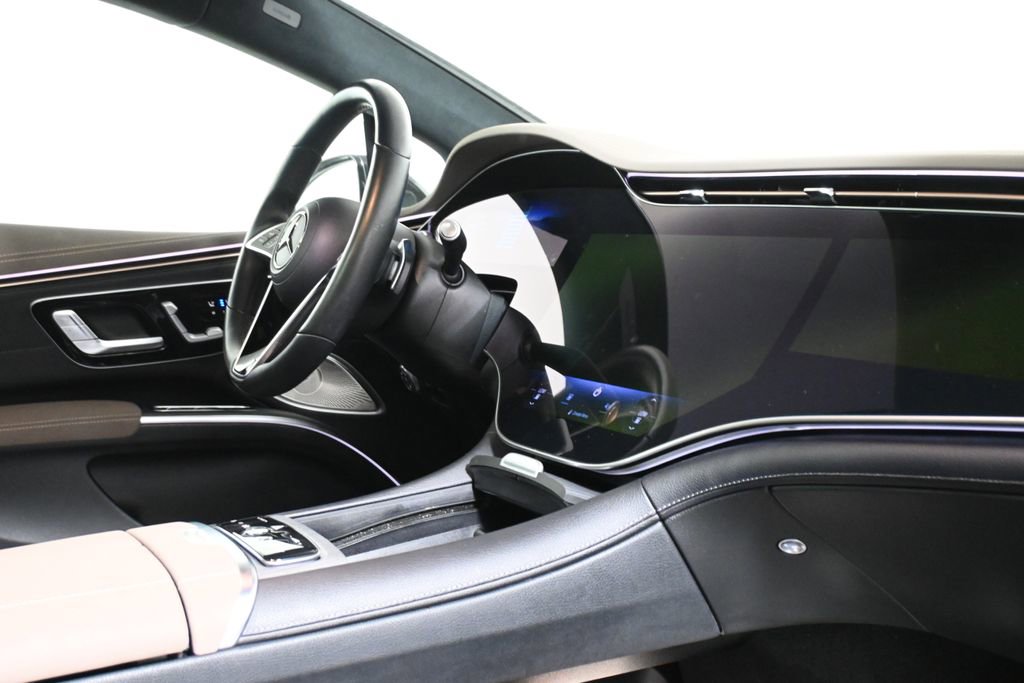 Certified 2023 Mercedes-Benz EQS 580 4MATIC Sedan image 31