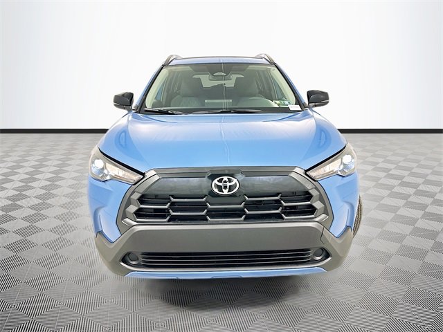 New 2026 Toyota Corolla Cross LE video 2