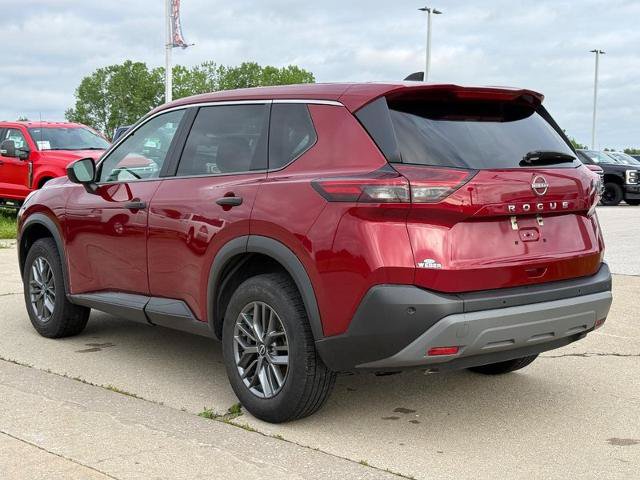 Used 2023 Nissan Rogue S FWD video 3