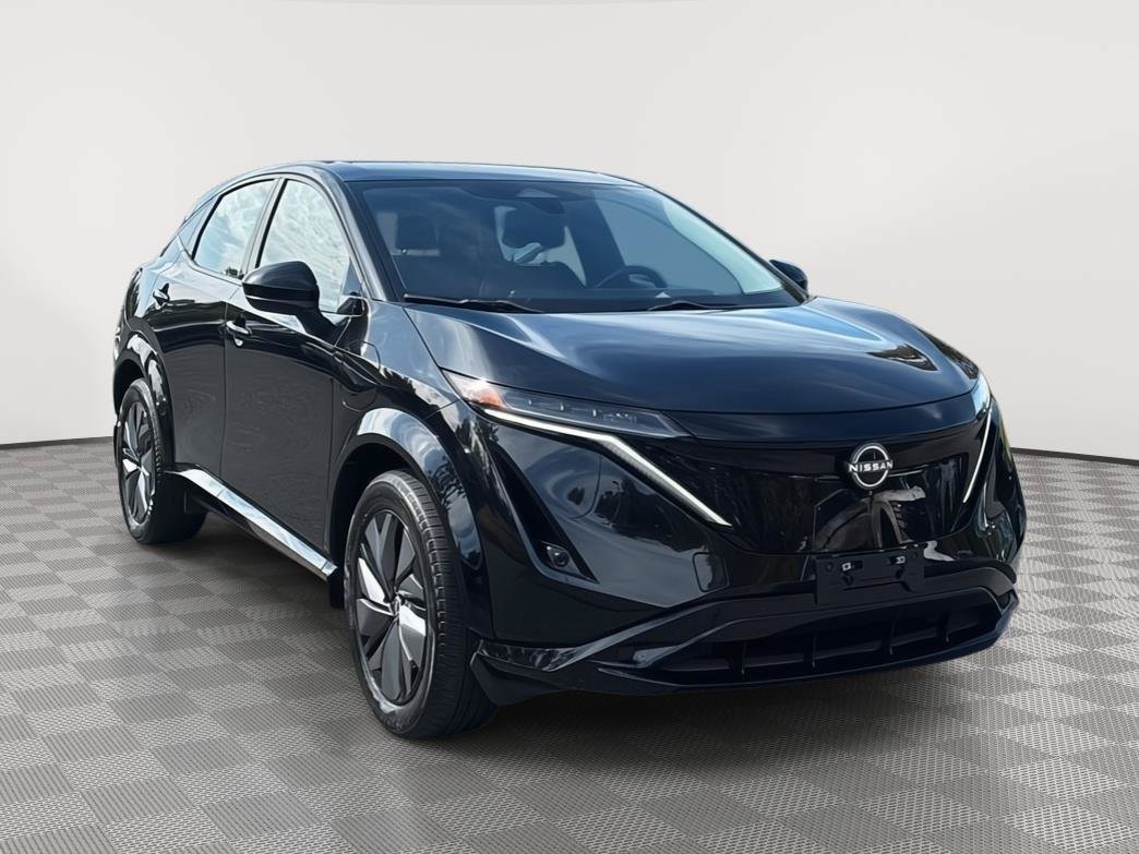 Used 2024 Nissan Ariya AWD image 3