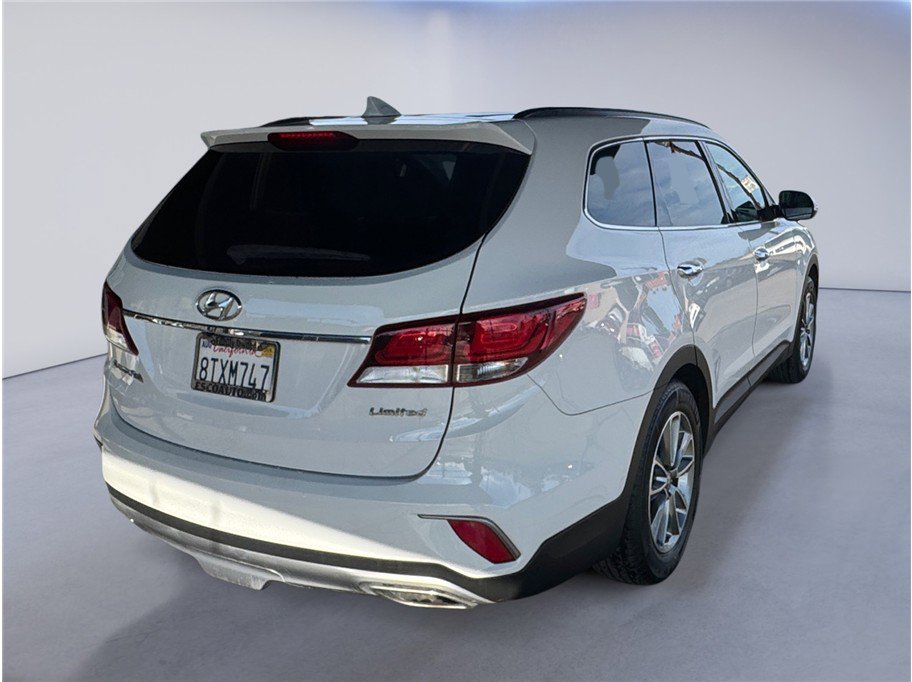 Used 2017 Hyundai Santa Fe Limited w/ Cargo Package image 6