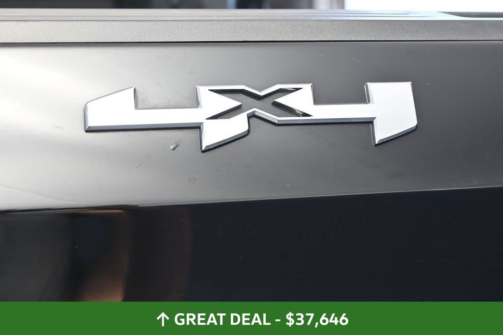 Used 2022 GMC Sierra 1500 SLT w/ SLT Convenience Package AWD/4WD image 21