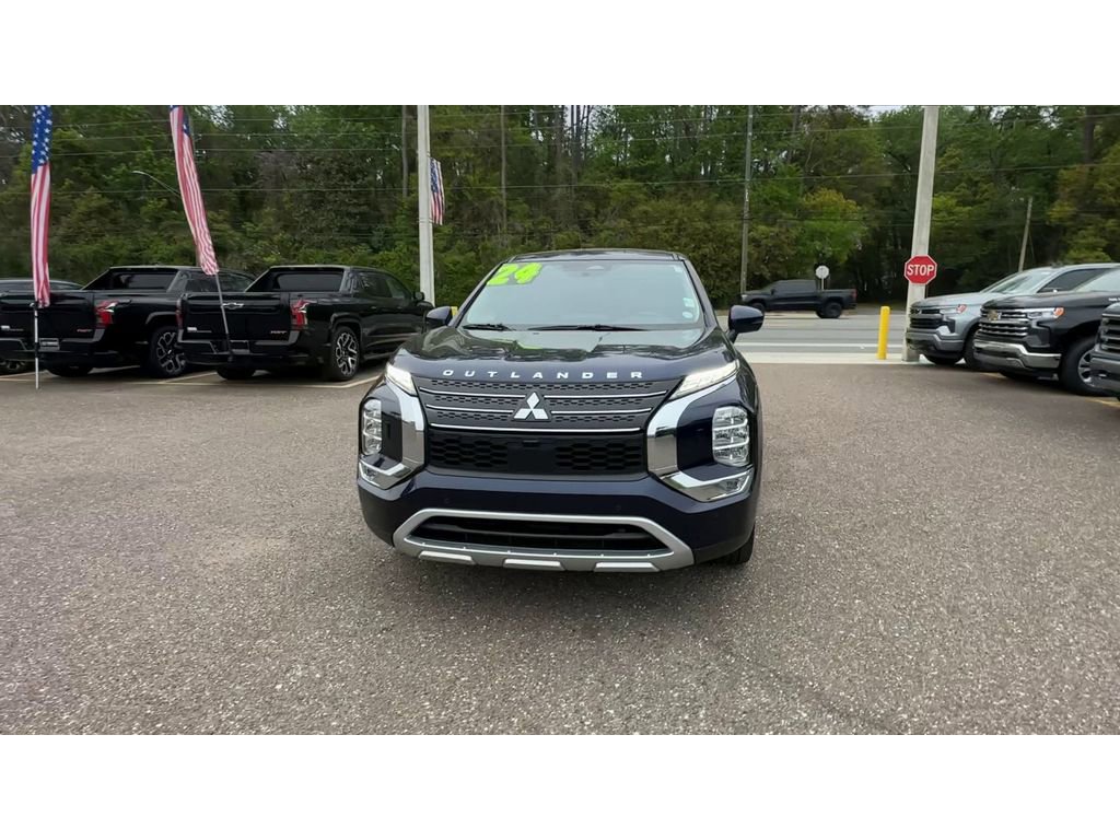 Used 2024 Mitsubishi Outlander SE AWD/4WD image 7