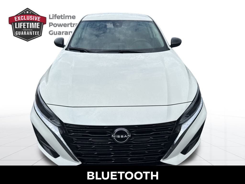 Certified 2025 Nissan Altima 2.5 S image 2