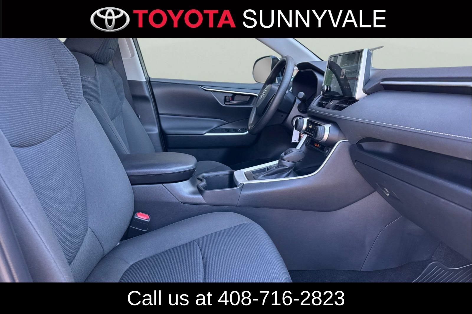 Used 2025 Toyota RAV4 LE FWD image 21