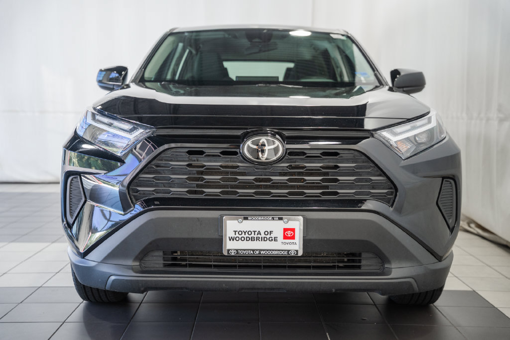 Certified 2024 Toyota RAV4 LE AWD/4WD image 2