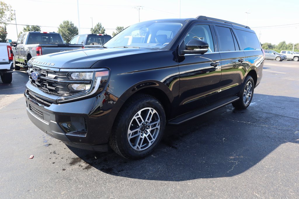 New 2025 Ford Expedition Max Active image 10