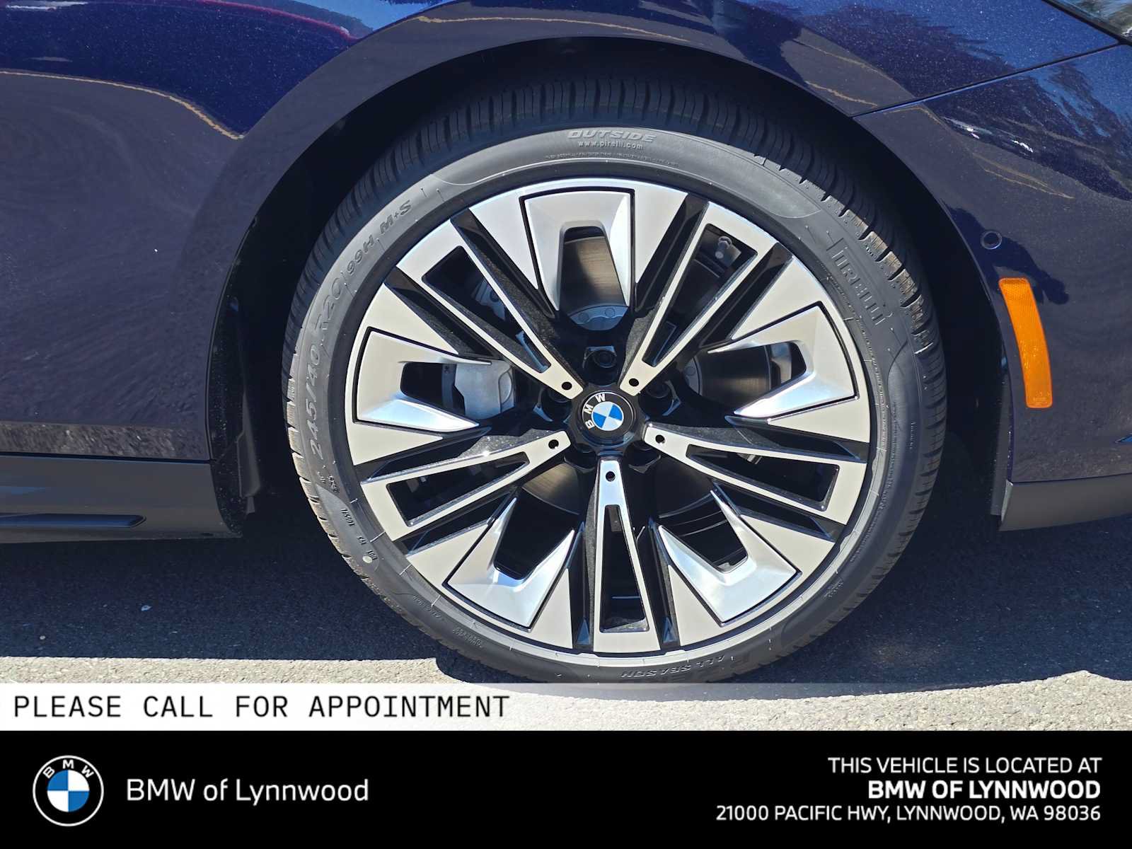 New 2026 BMW i5 eDrive40 w/ Premium Package AWD/4WD image 9