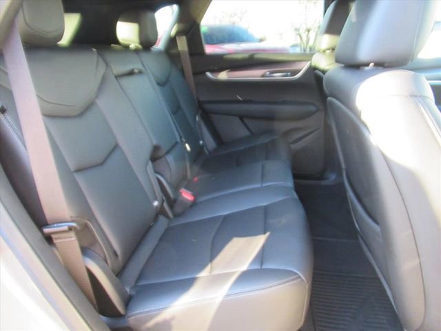 Used 2022 Cadillac XT5 Luxury image 27