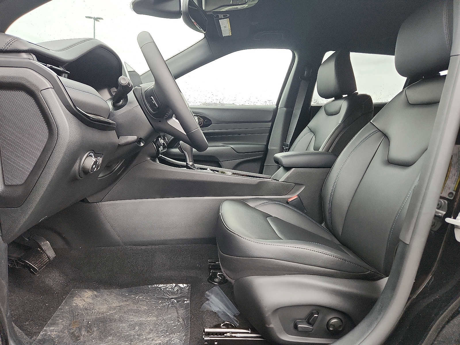 New 2026 Jeep Compass Limited image 9