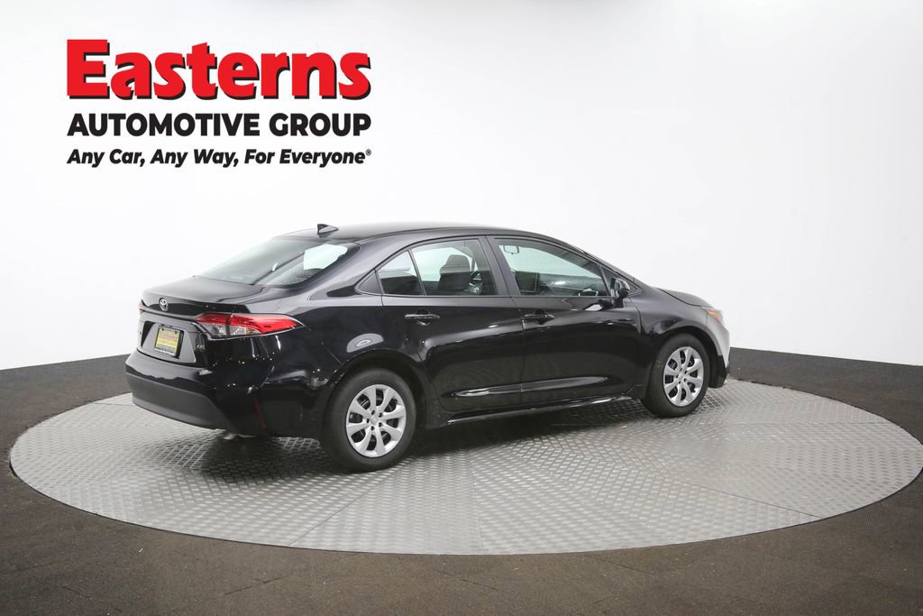 Used 2025 Toyota Corolla LE image 42