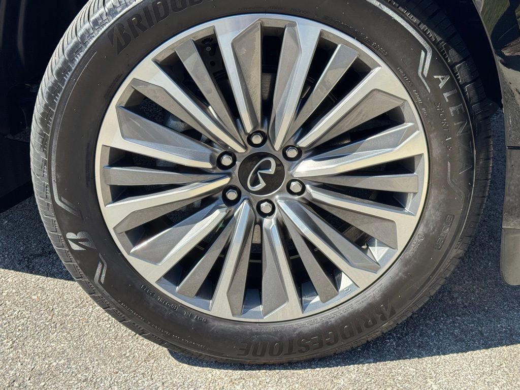Certified 2026 INFINITI QX80 Luxe w/ Cargo Package AWD/4WD image 10
