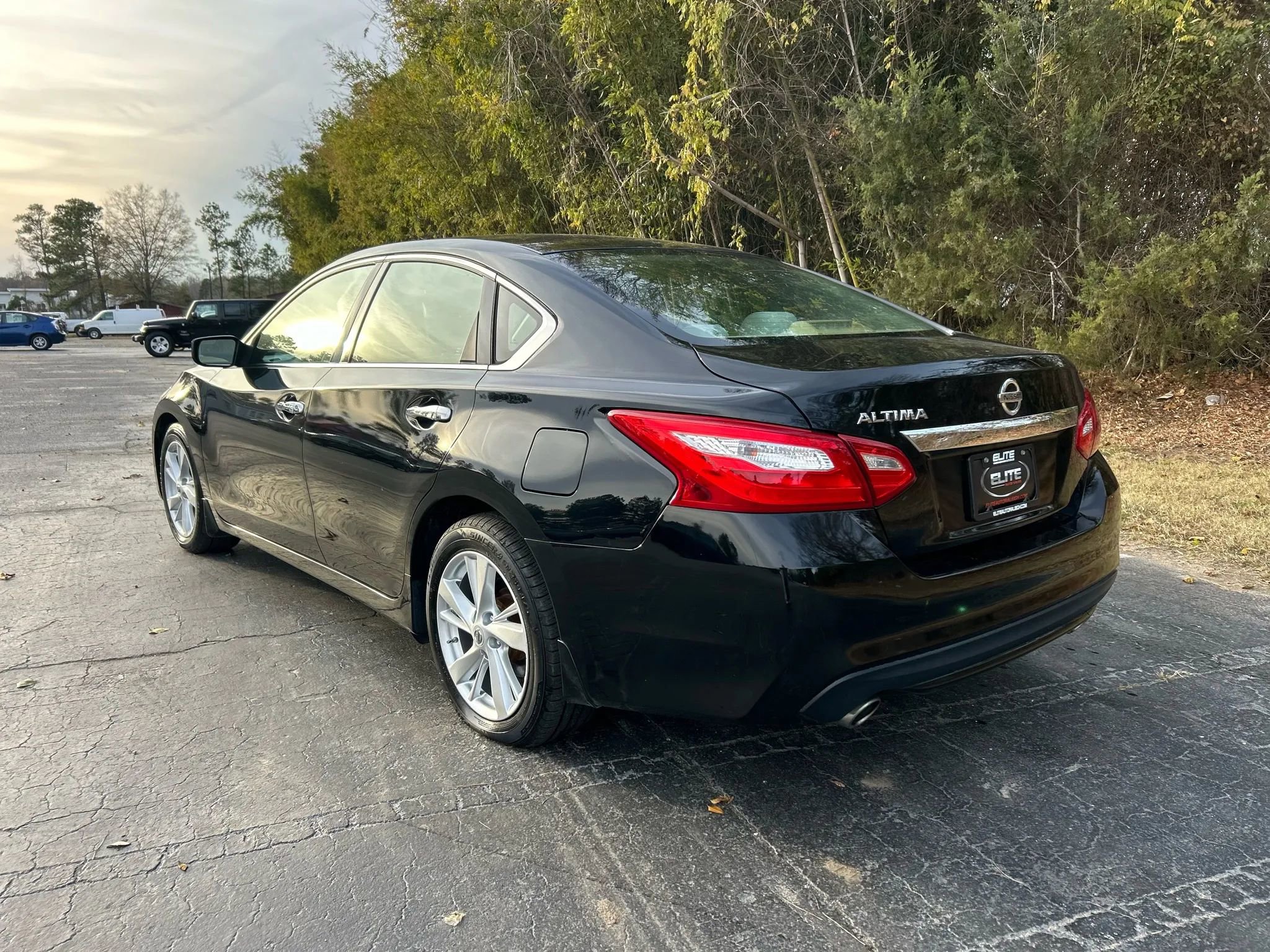 Used 2017 Nissan Altima 2.5 S w/ Power Driver Seat Package image 9