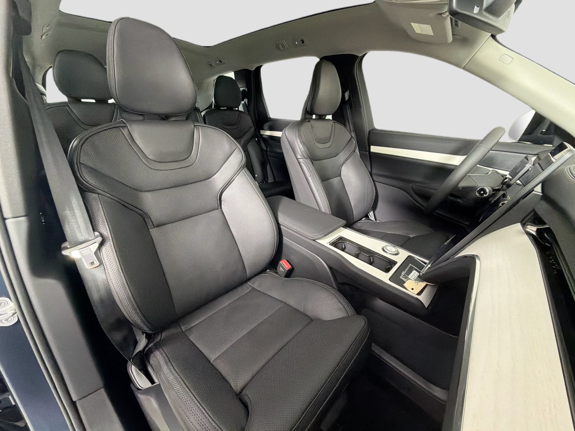New 2026 Volvo EX90 Ultra AWD/4WD image 28