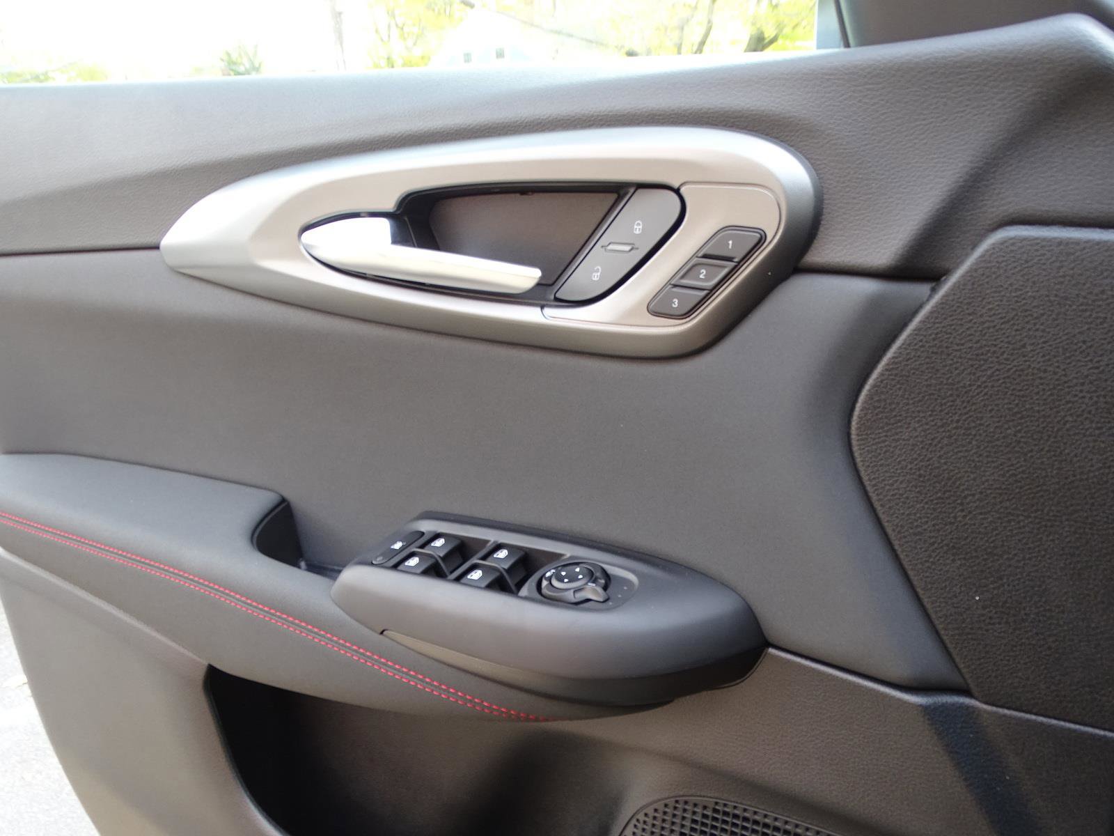 New 2024 Dodge Hornet R/T w/ R/T Blacktop Package image 11