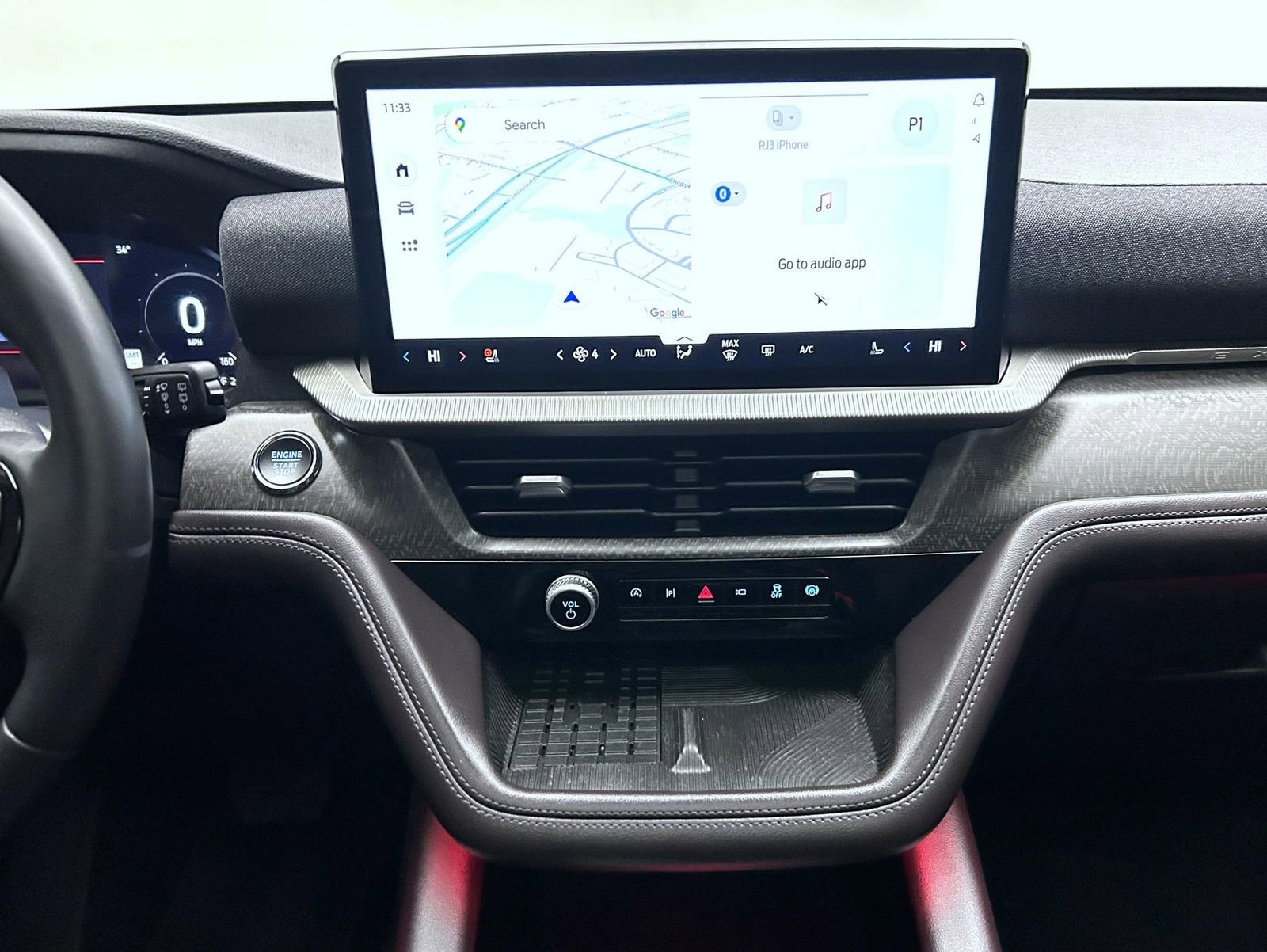 Used 2025 Ford Explorer Platinum w/ LUX Leather Package image 13