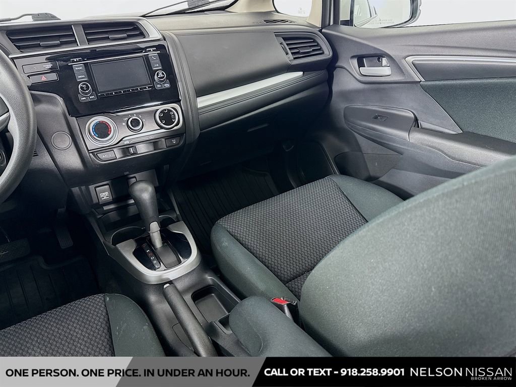 Used 2018 Honda Fit LX image 21