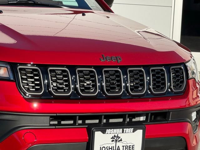 New 2026 Jeep Compass Latitude image 5