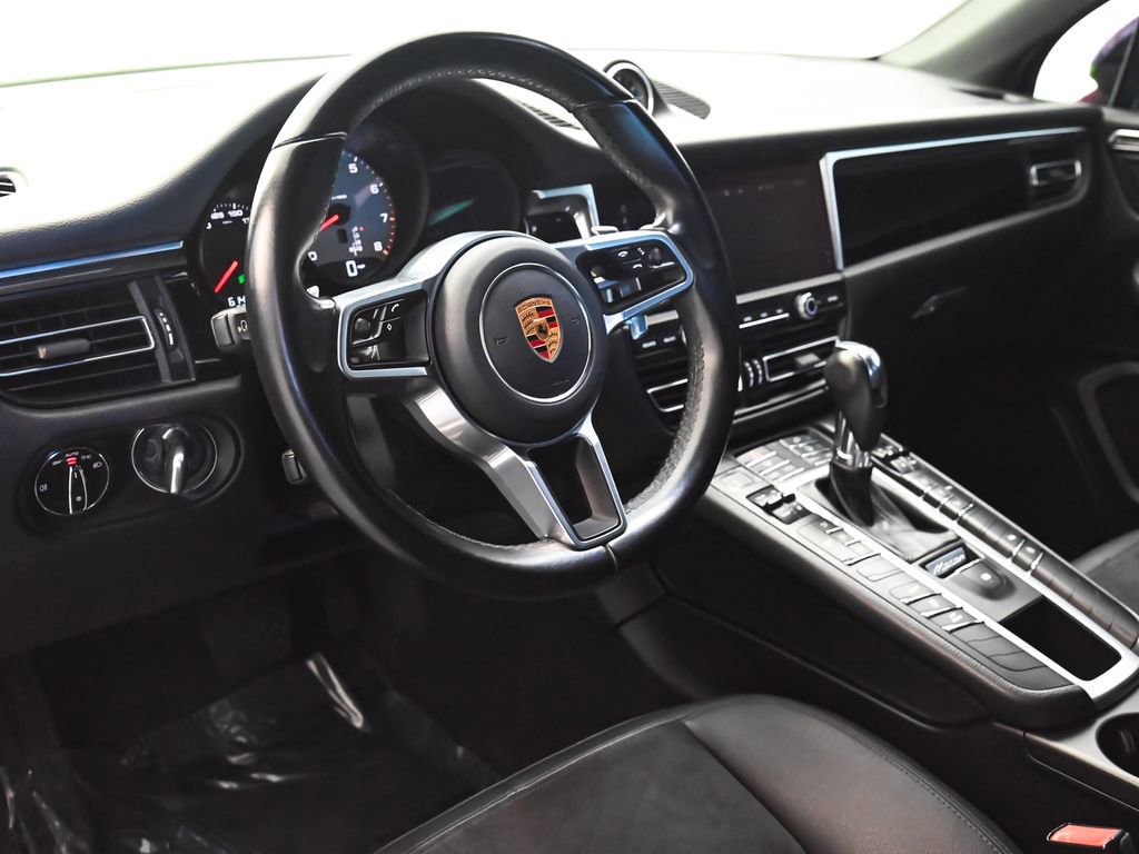 Used 2021 Porsche Macan S image 18