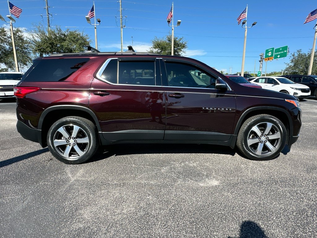 Certified 2021 Chevrolet Traverse LT w/ LT Premium Package FWD image 4