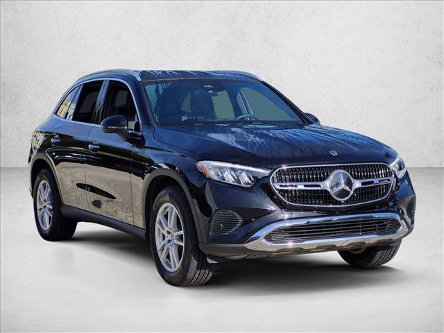 Certified 2025 Mercedes-Benz GLC 300 image 3