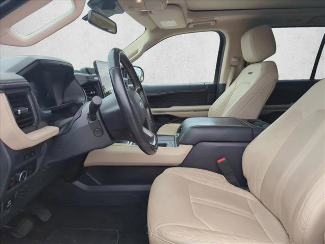 Certified 2023 Ford Expedition Max Platinum image 13