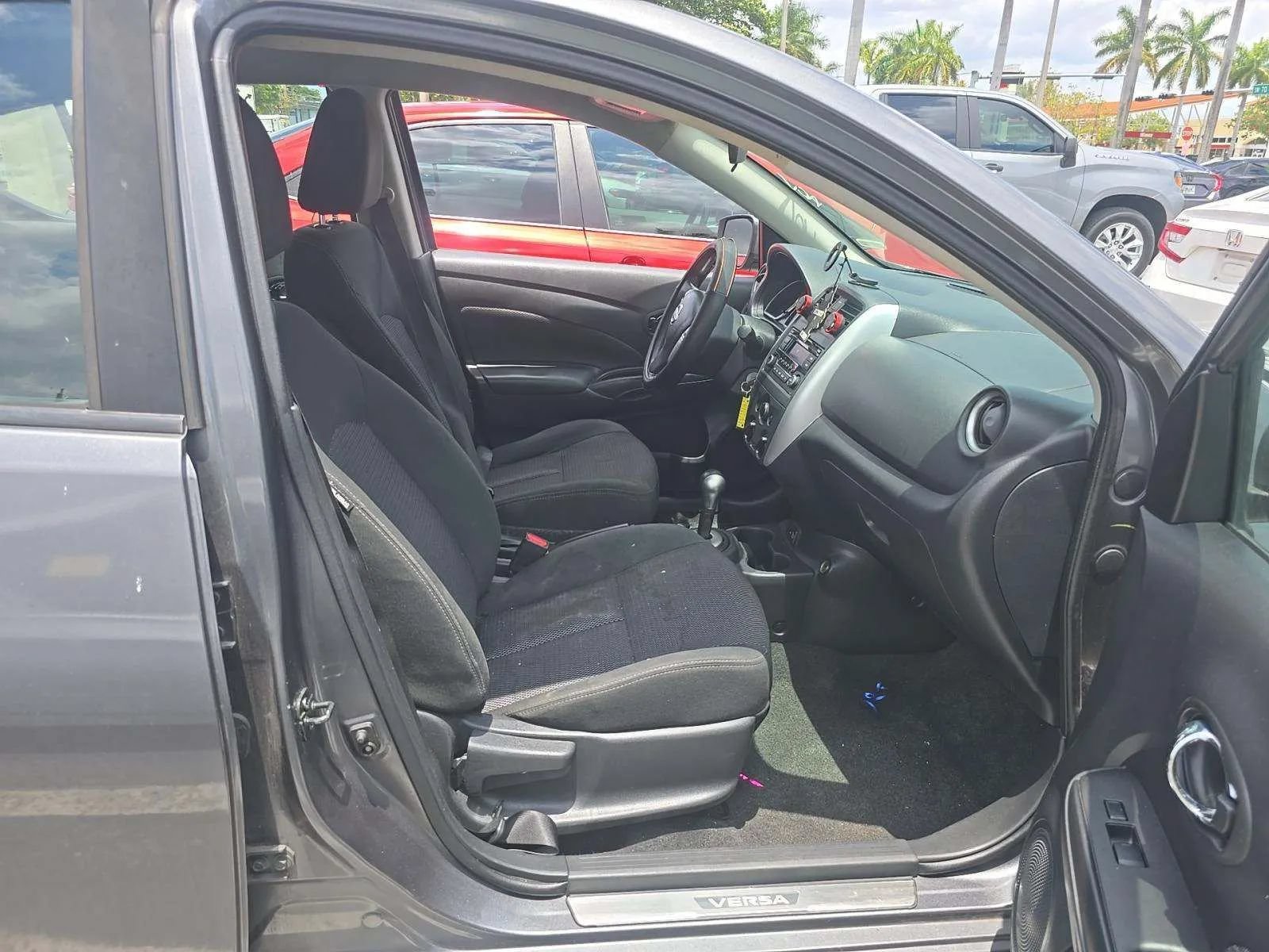 Used 2017 Nissan Versa SV FWD image 12