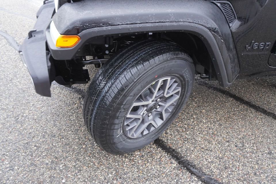 New 2025 Jeep Wrangler Sahara w/ Safety Group image 9