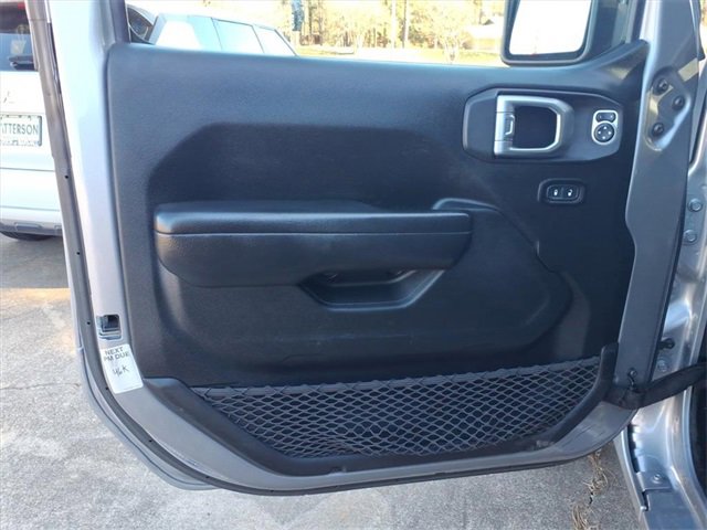 Used 2020 Jeep Wrangler Sport image 20