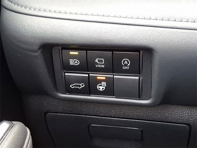 Used 2023 Toyota Highlander Platinum image 24